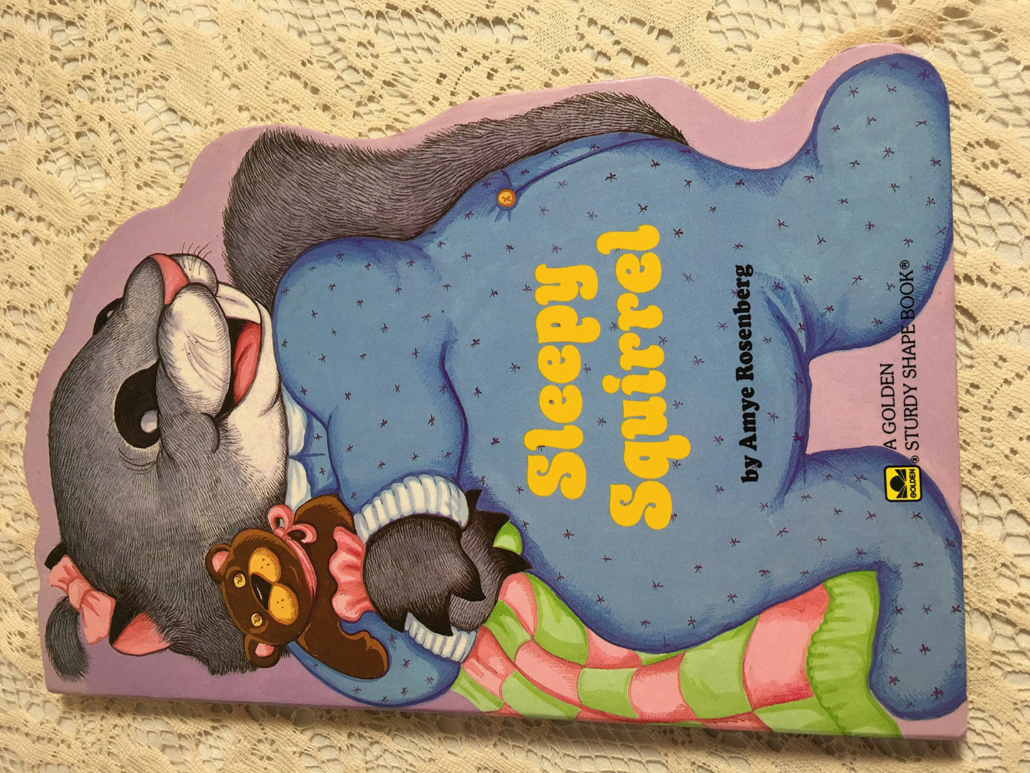 Sleepy Squirrel (Golden Books)