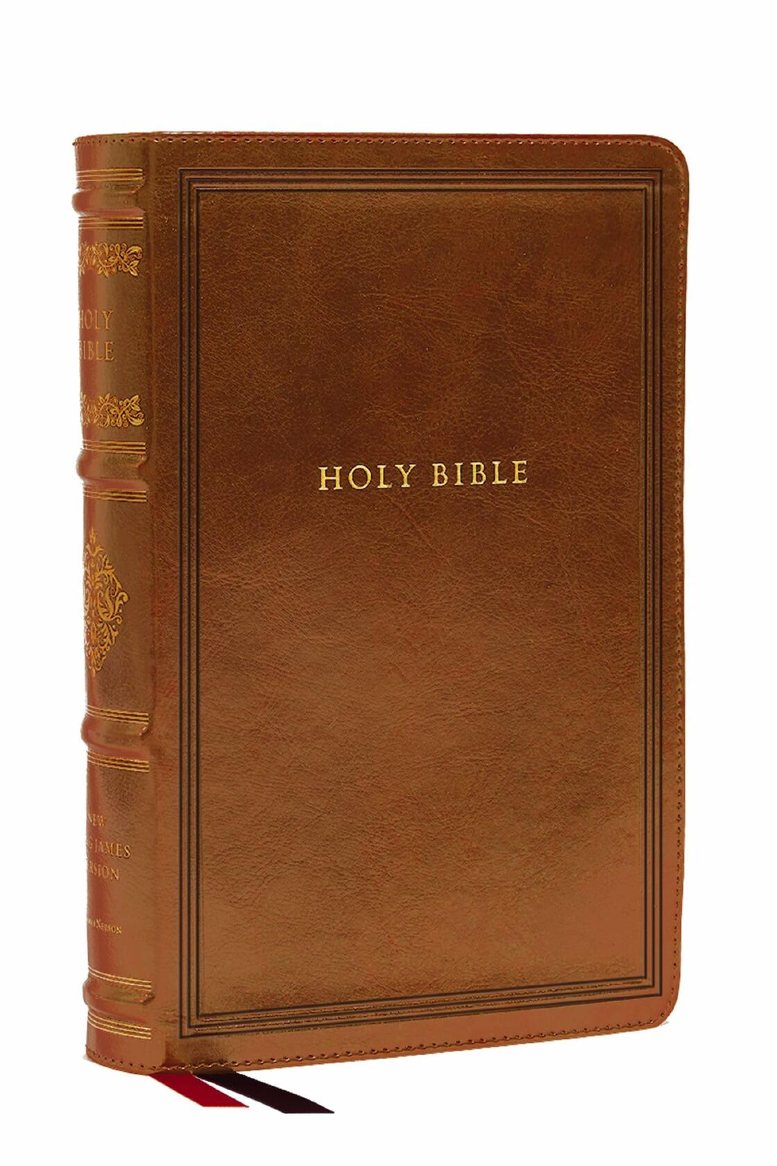NKJV Large Print Reference Bible, Brown Leathersoft, Red Letter, Comfort Print (Sovereign Collection): Holy Bible, New King James Version [Imitation Leather] Thomas Nelson