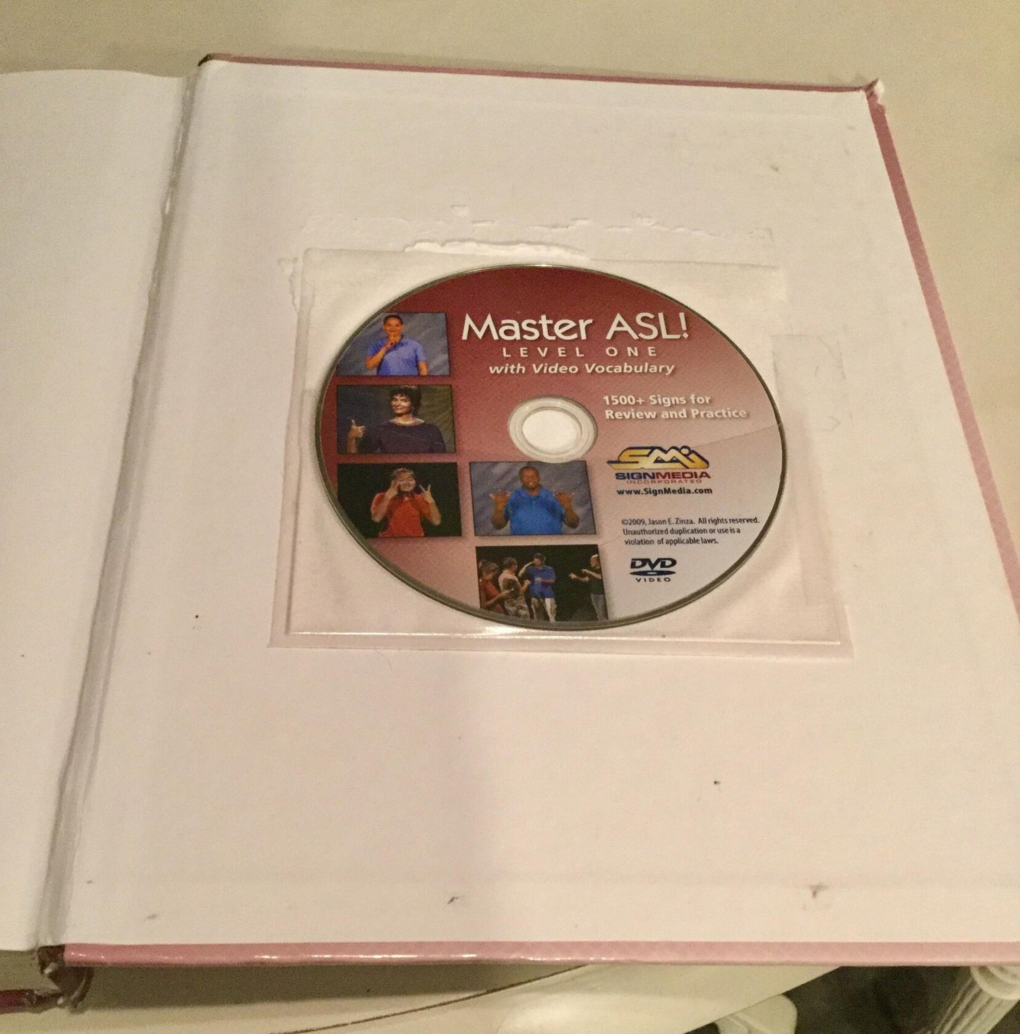 Master ASL - Level One (with DVD) [Hardcover] Zinza, Jason E.