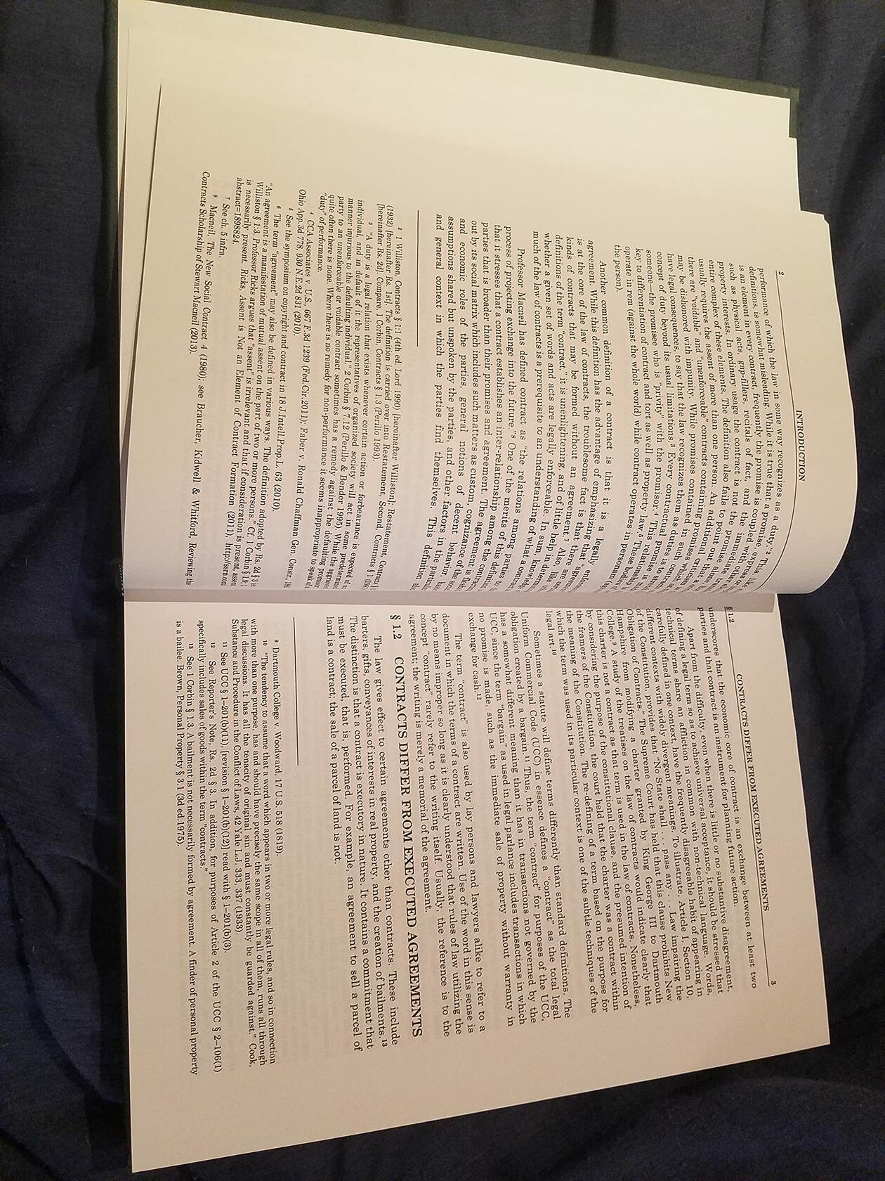 Contracts (Hornbooks)